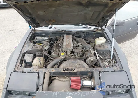 1986 Nissan 300Zx z USA, uszkodzony, nr VIN JN1HZ14S2GX159049